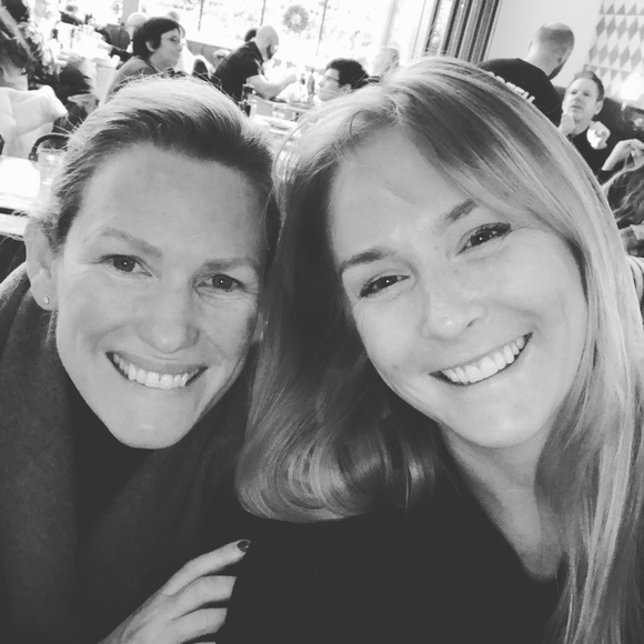 Meet your Posher, Lisa - Picture 1 of 1